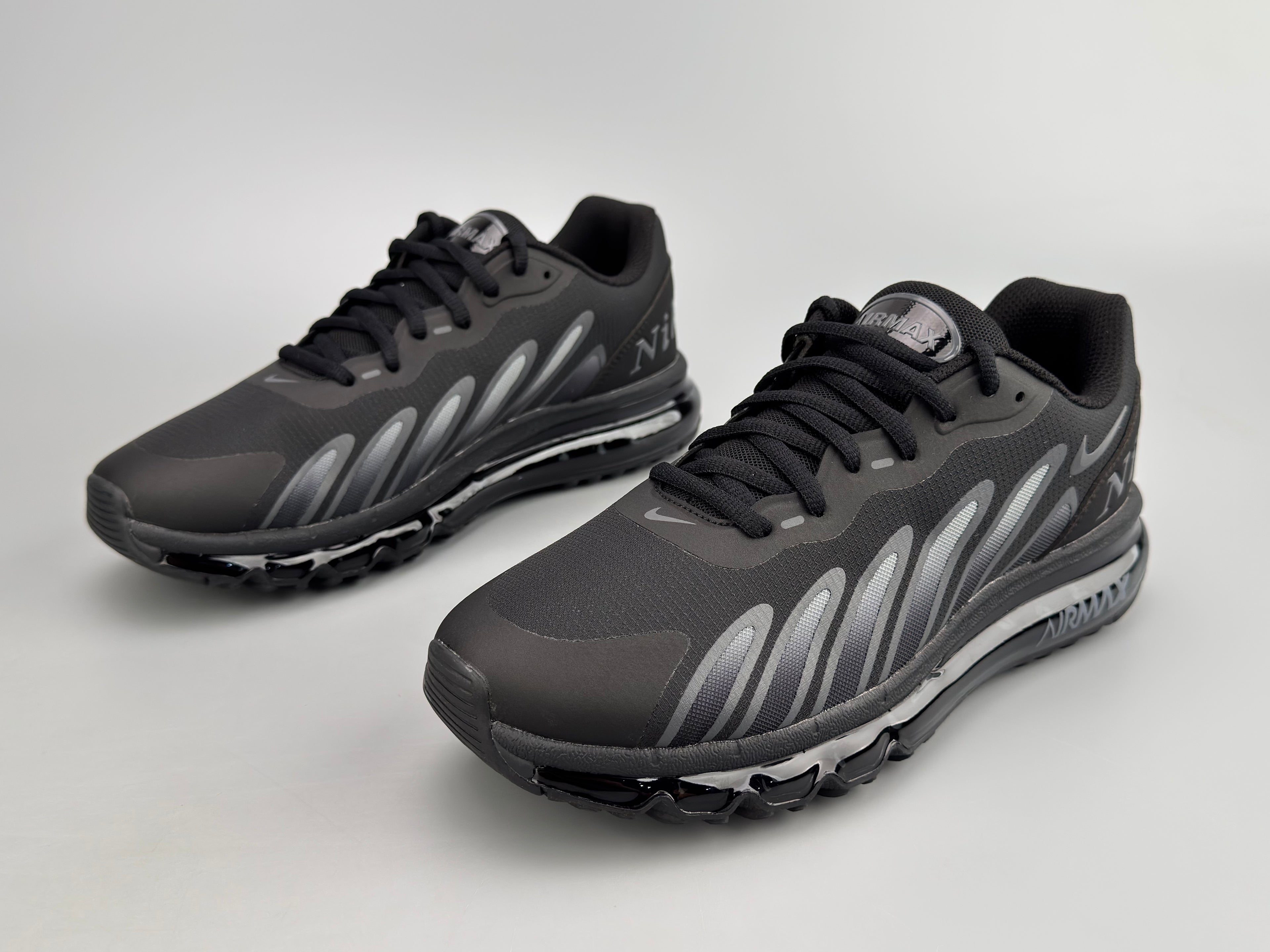Dark Grey Black