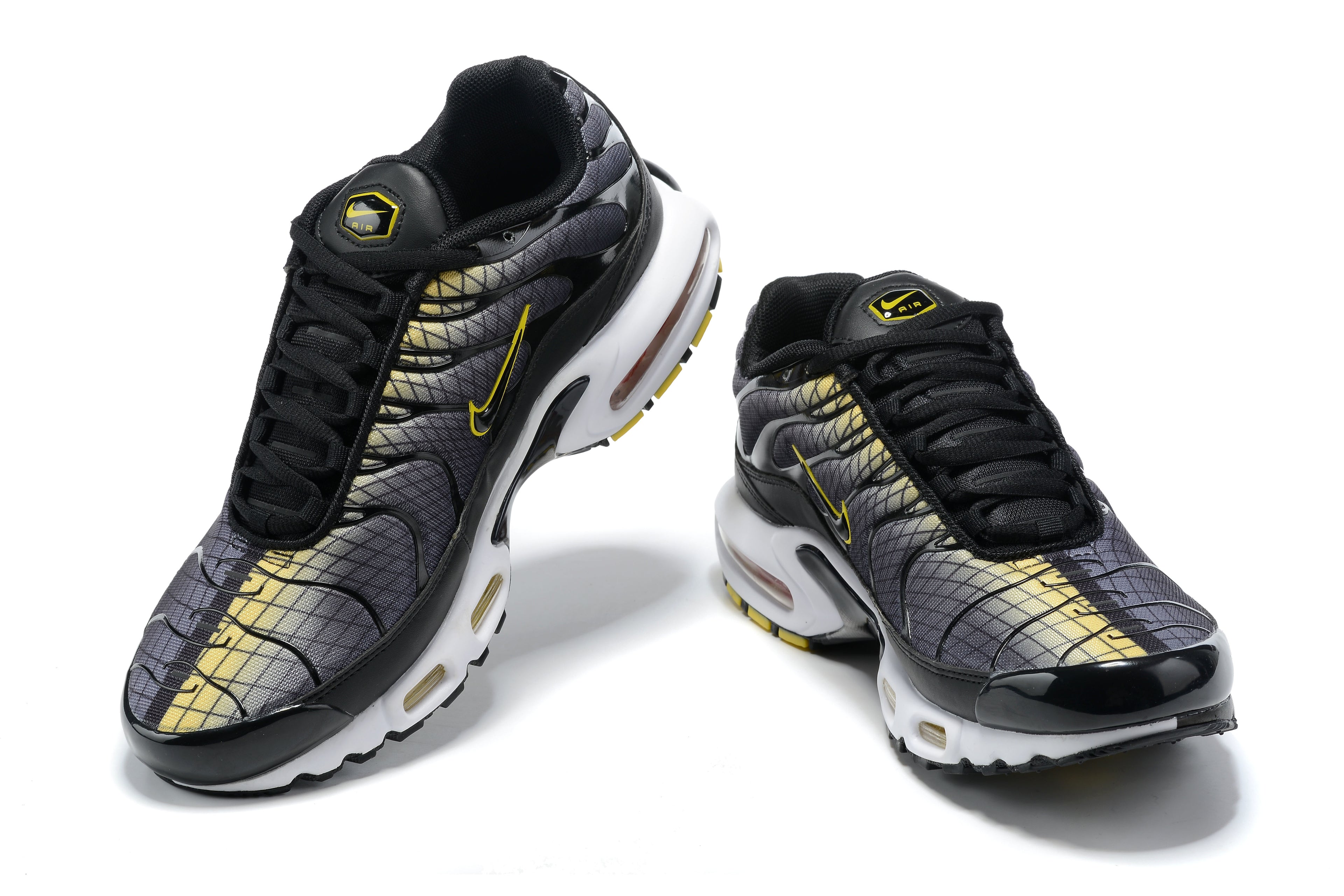 Grid Fade Black Gold