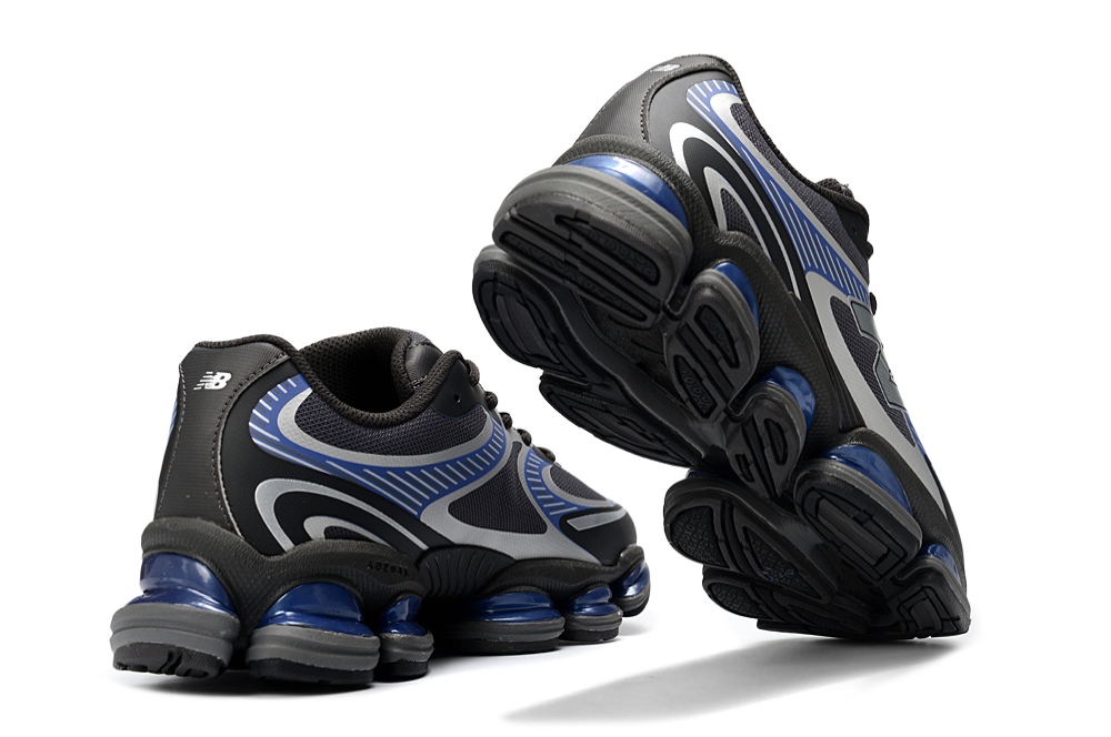 2002R Black Blue Grey