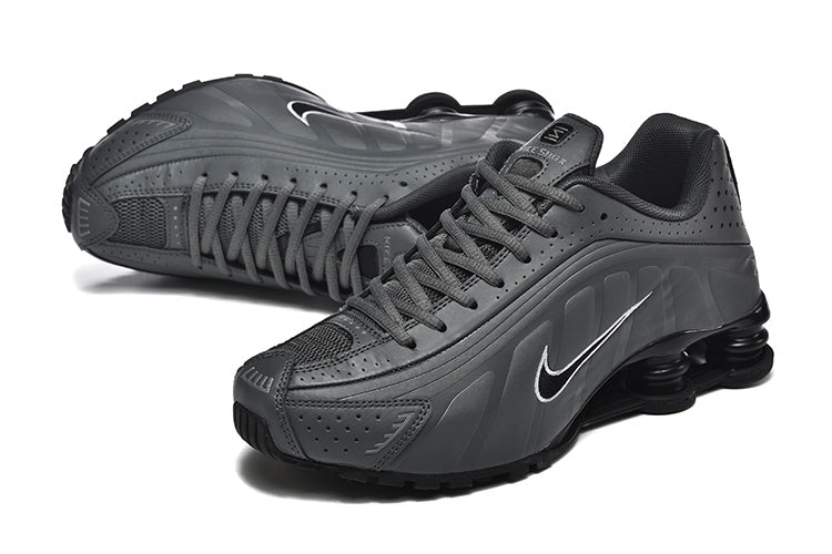 R4 Grey Black